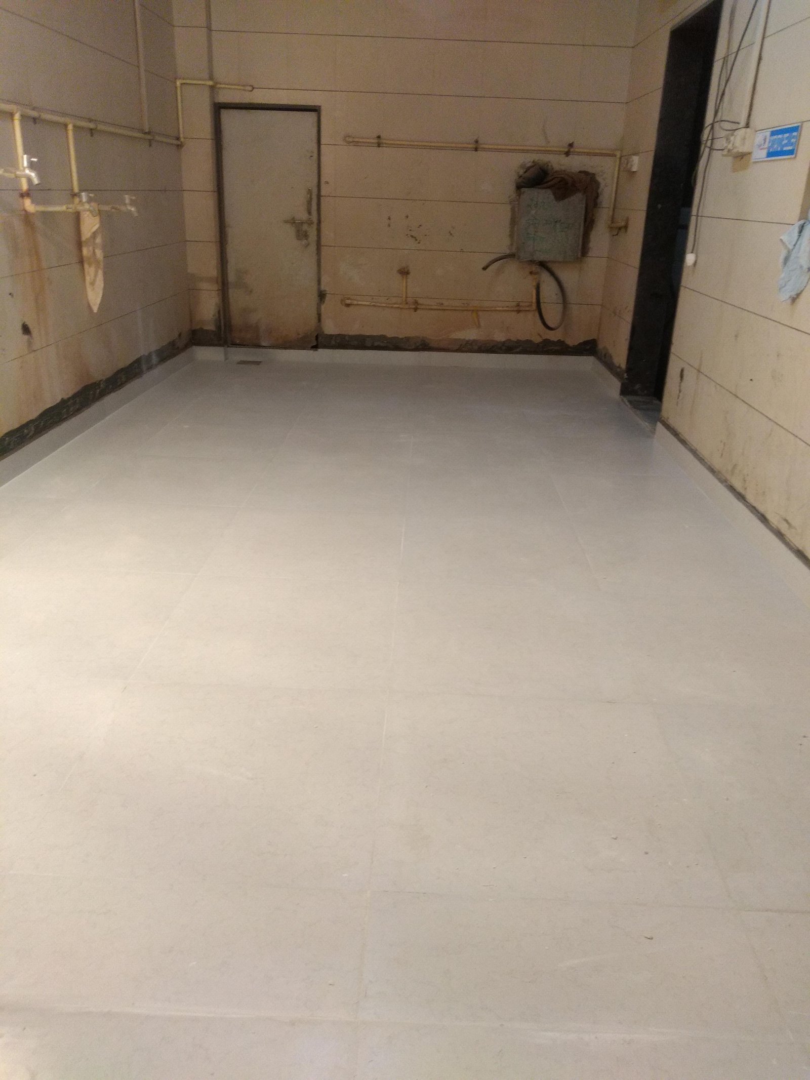 Tiles on Liquid Rubber Waterproofing